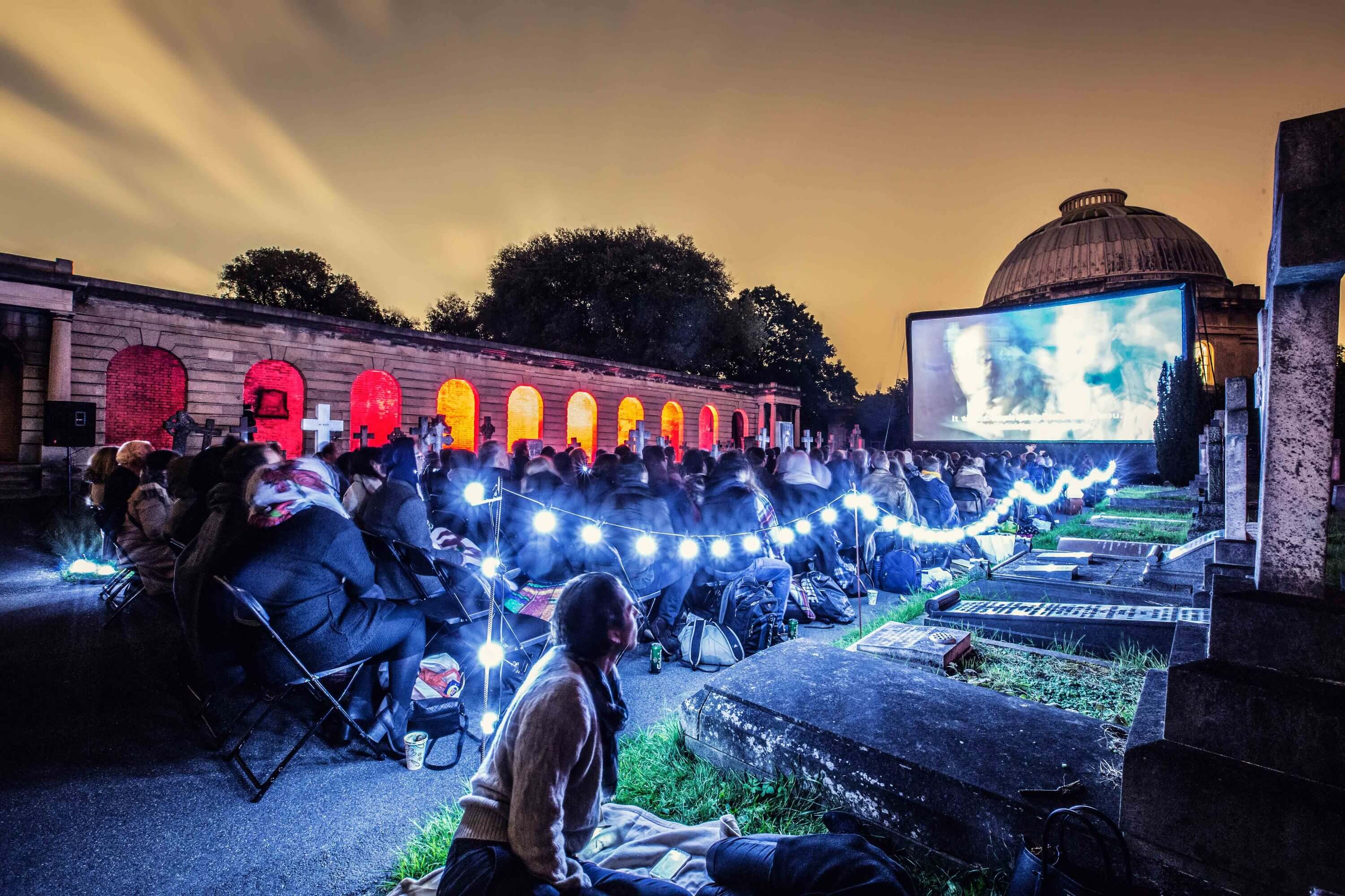 Putovne kino platno